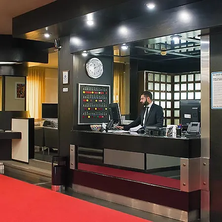 Hotel 7 Mari